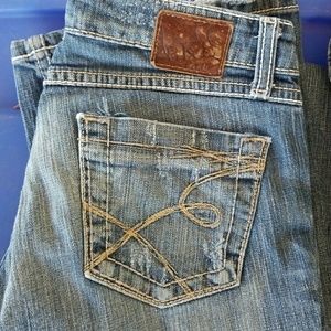 Buckel boot cut jean
